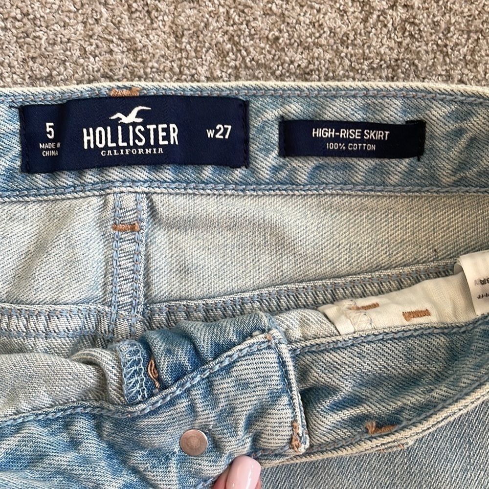 EC Hollister High Rise Distressed Denim Skirt Light Wash - Size 27 - Picture 3 of 4